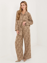 Ciemnobeżowy letni komplet z wypukłym wzorem RUE PARIS 