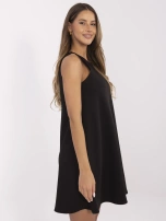 Black trapeze sleeveless dress.