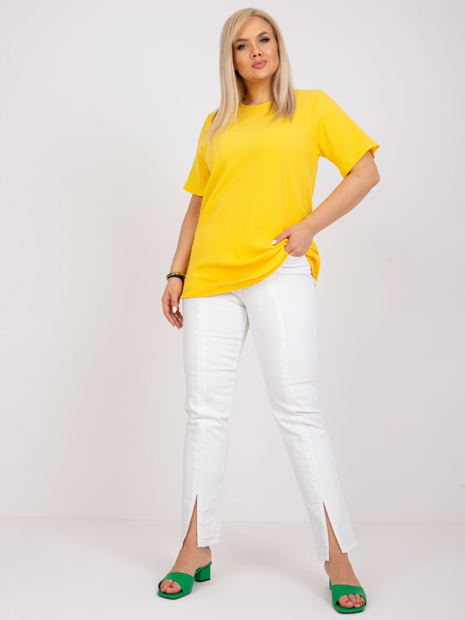 Žlutá blůza plus size z pruhované látky Stella.