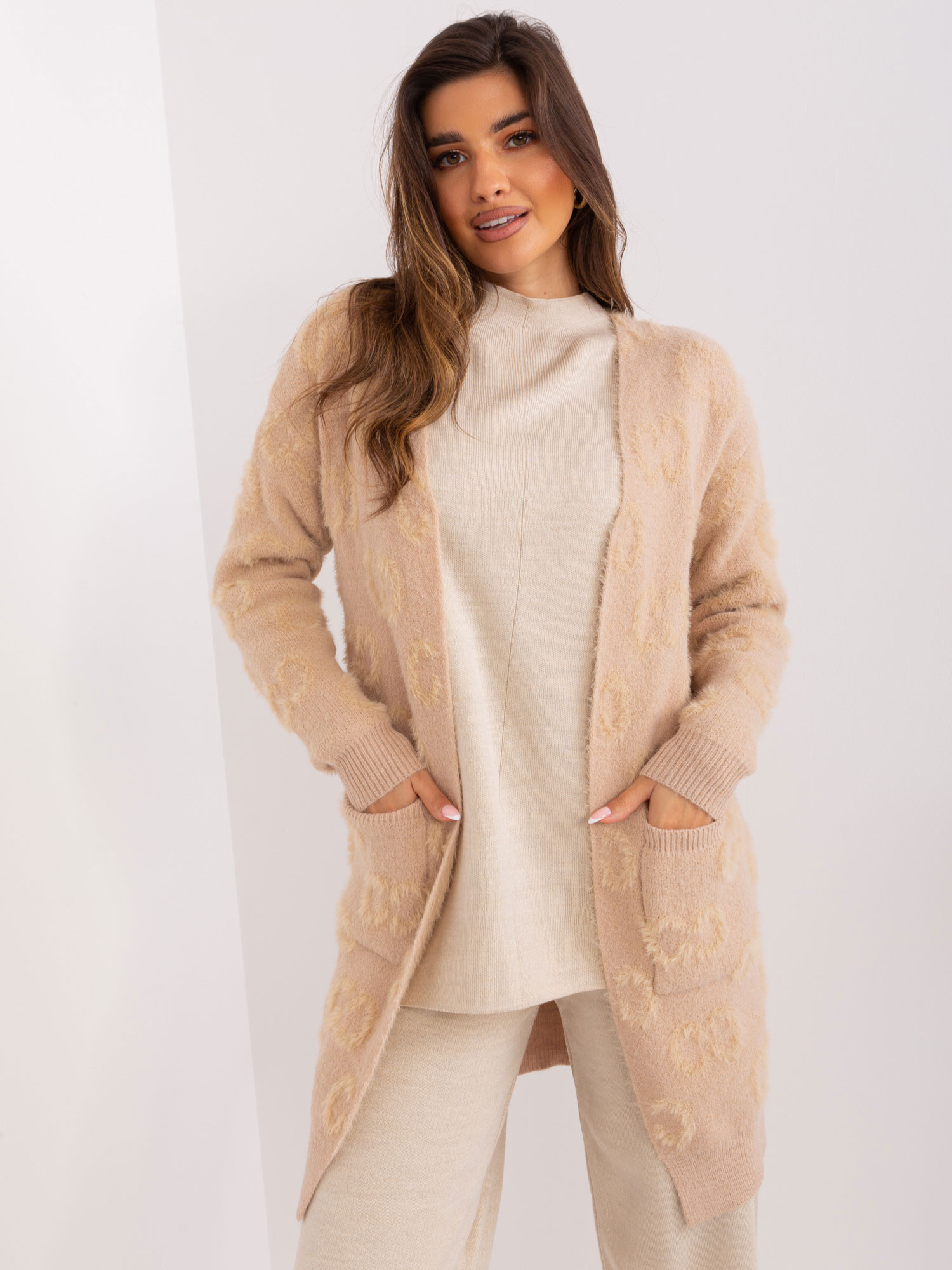 Wholesale Beige cardigan with pockets.