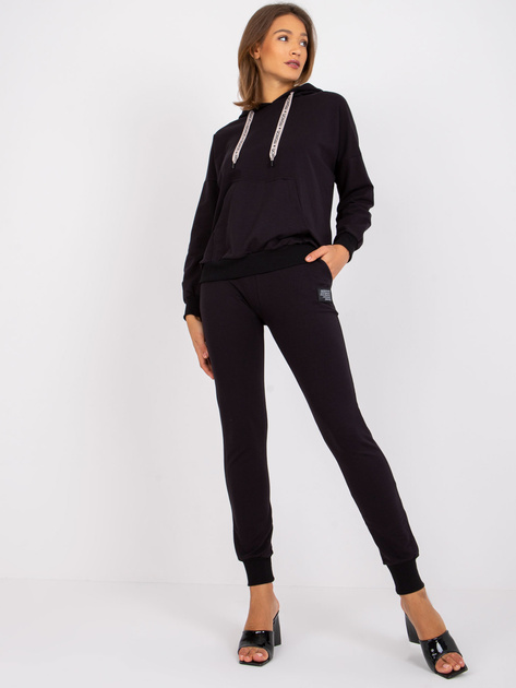 Czarny dresowy komplet damski z kapturem Alejandra