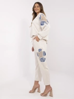 Beżowy przyjemny w dotyku komplet damski