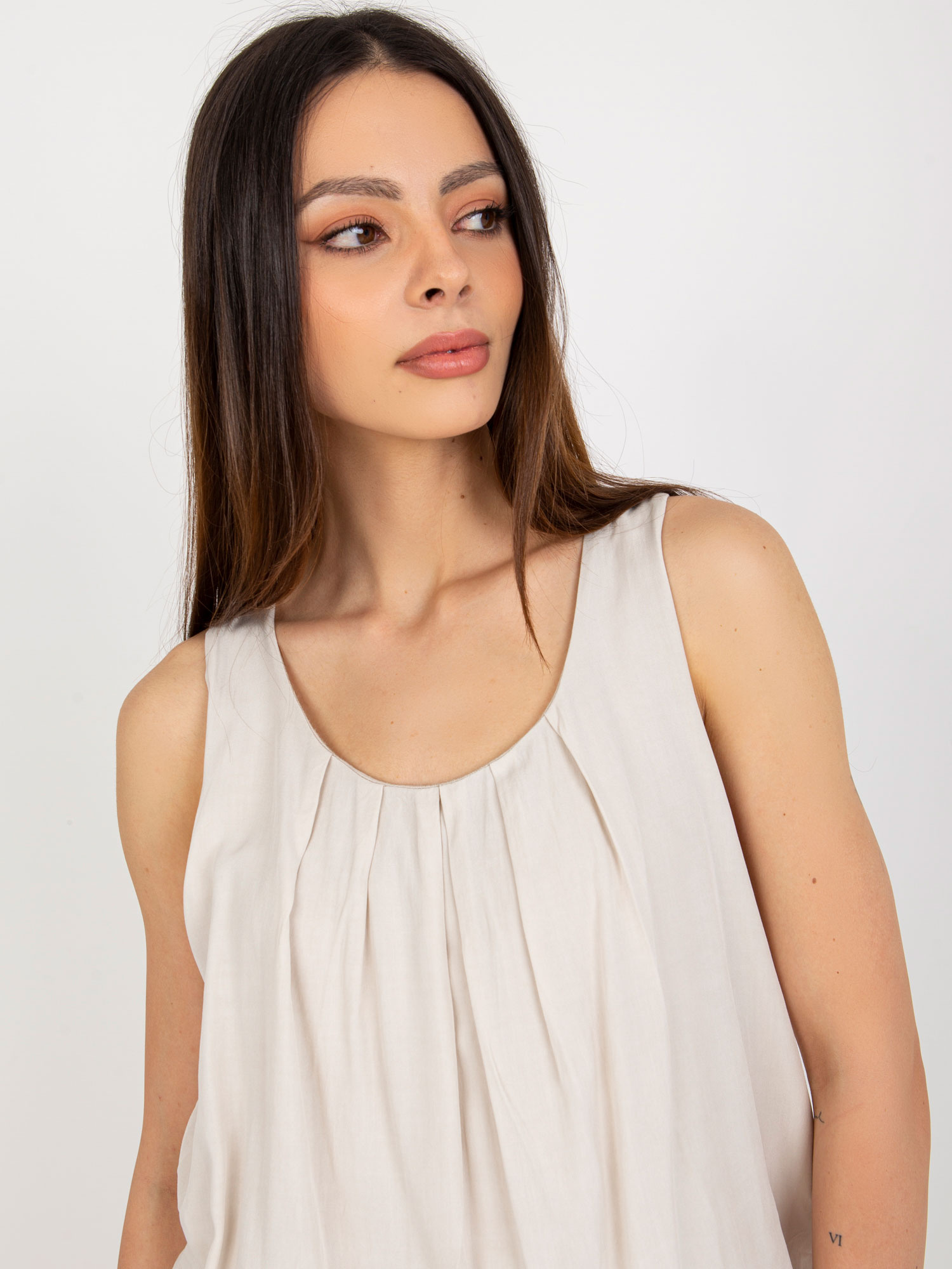 Hurt Light beige summer dress with ruffles OCH BELLA.