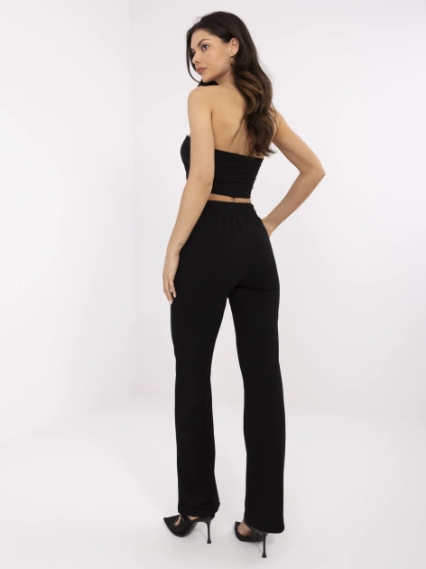 Czarne dresowe spodnie basic z przeszyciami