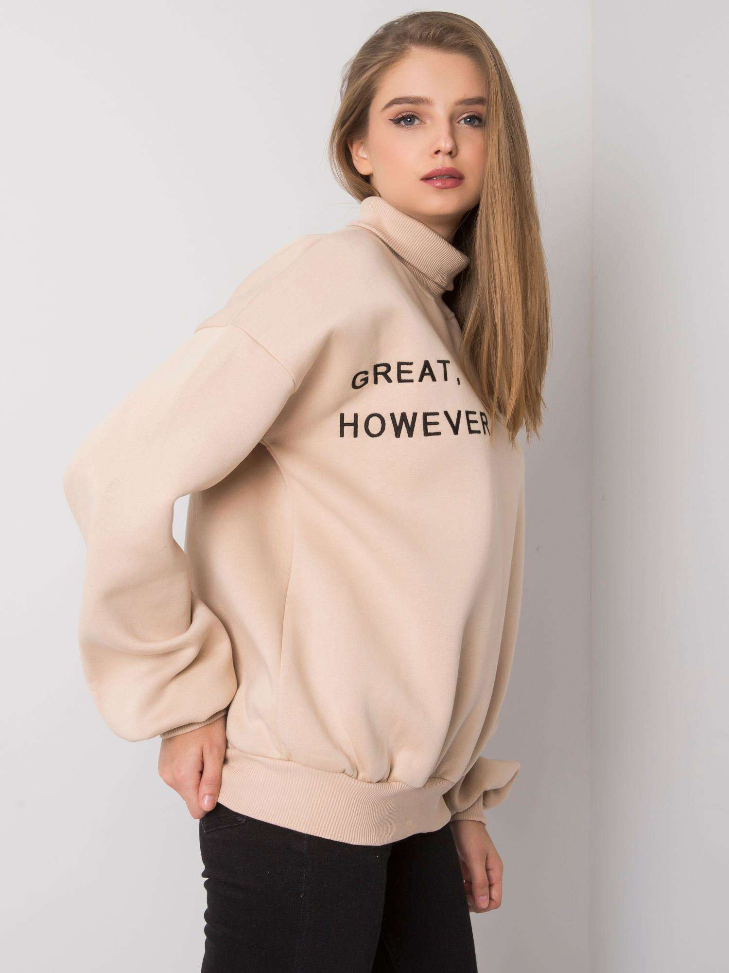Béžová zateplená oversized mikina Kelly.