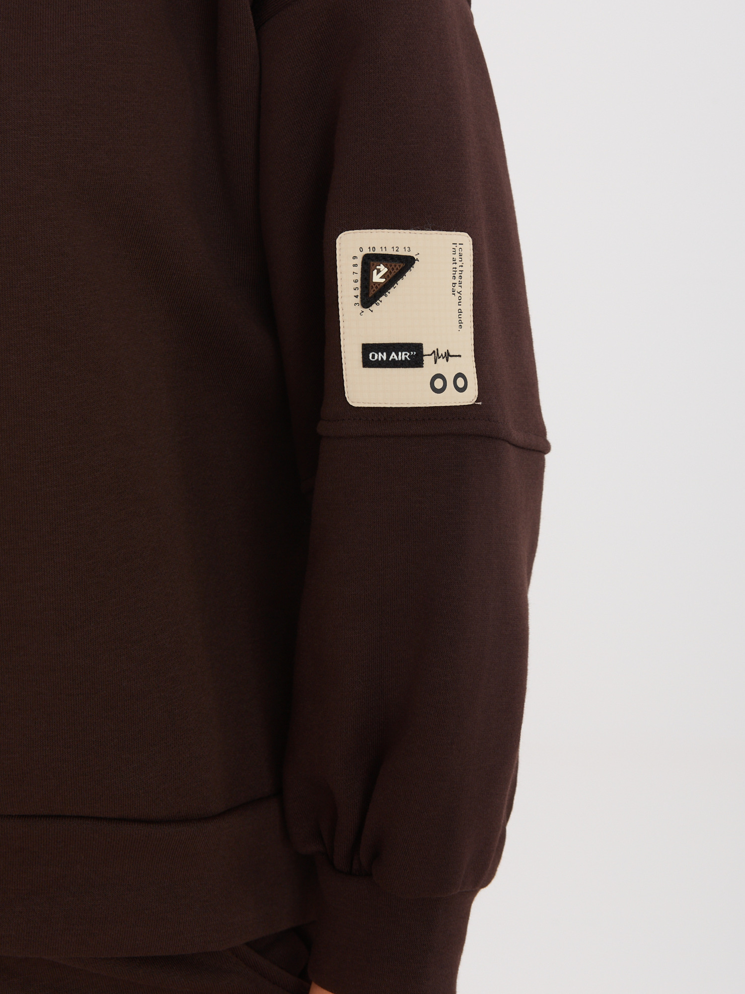 Czekoladowy dresowy komplet z bluzą oversize RUE PARIS 