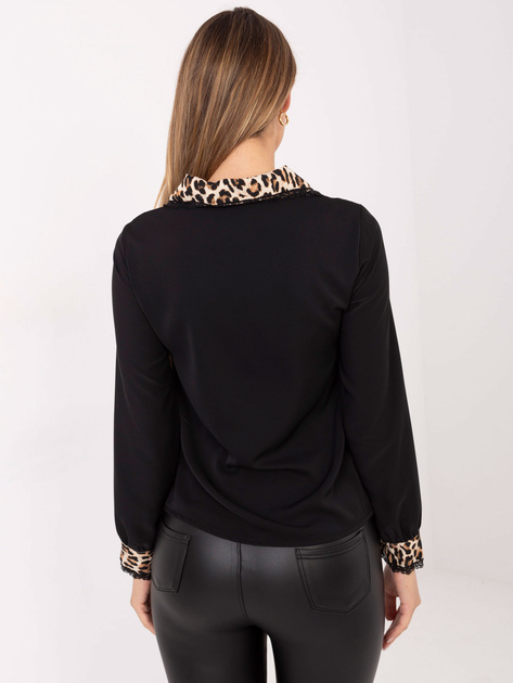 Czarna koszula ze wstawkami w panterkę