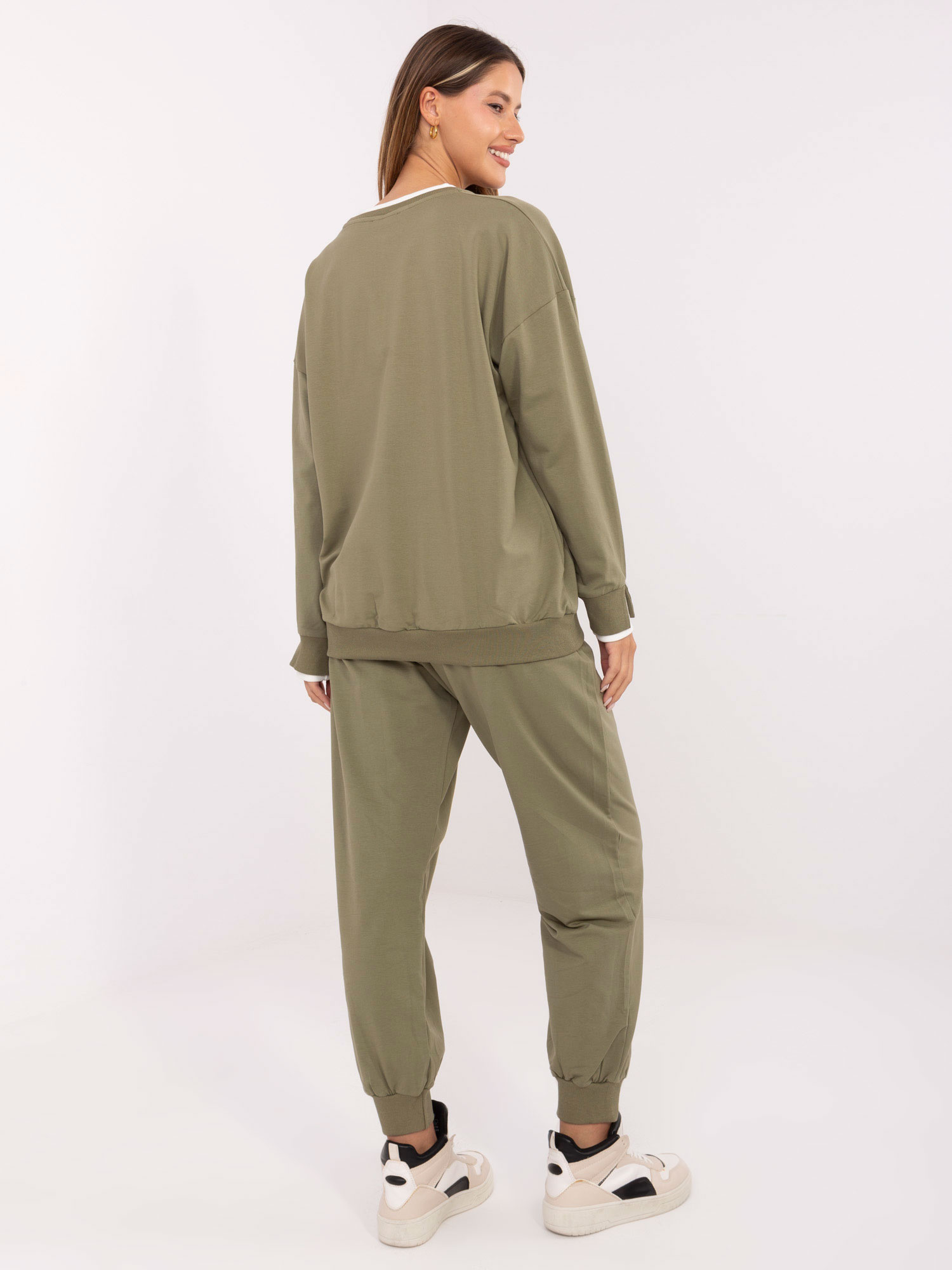 Komplet khaki