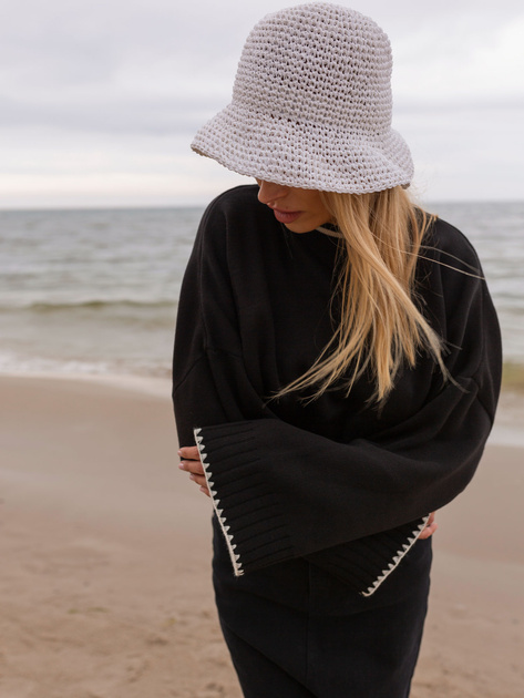 Hurtownia Czarny damski sweter dzianinowy oversize