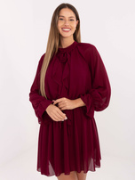Burgundowa rozkloszowana sukienka z żabotem RUE PARIS