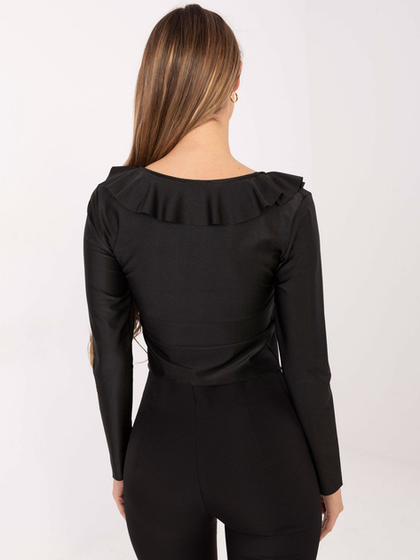 Czarna gładka bluzka z falbanami