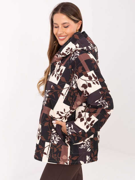 Czarna pikowana kurtka z nadrukiem