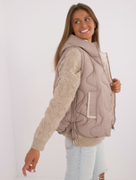 Hurtownia online Beżowa kamizelka puchowa z kieszeniami