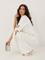 Ecru dwuczęściowy komplet z miękkiego materiału