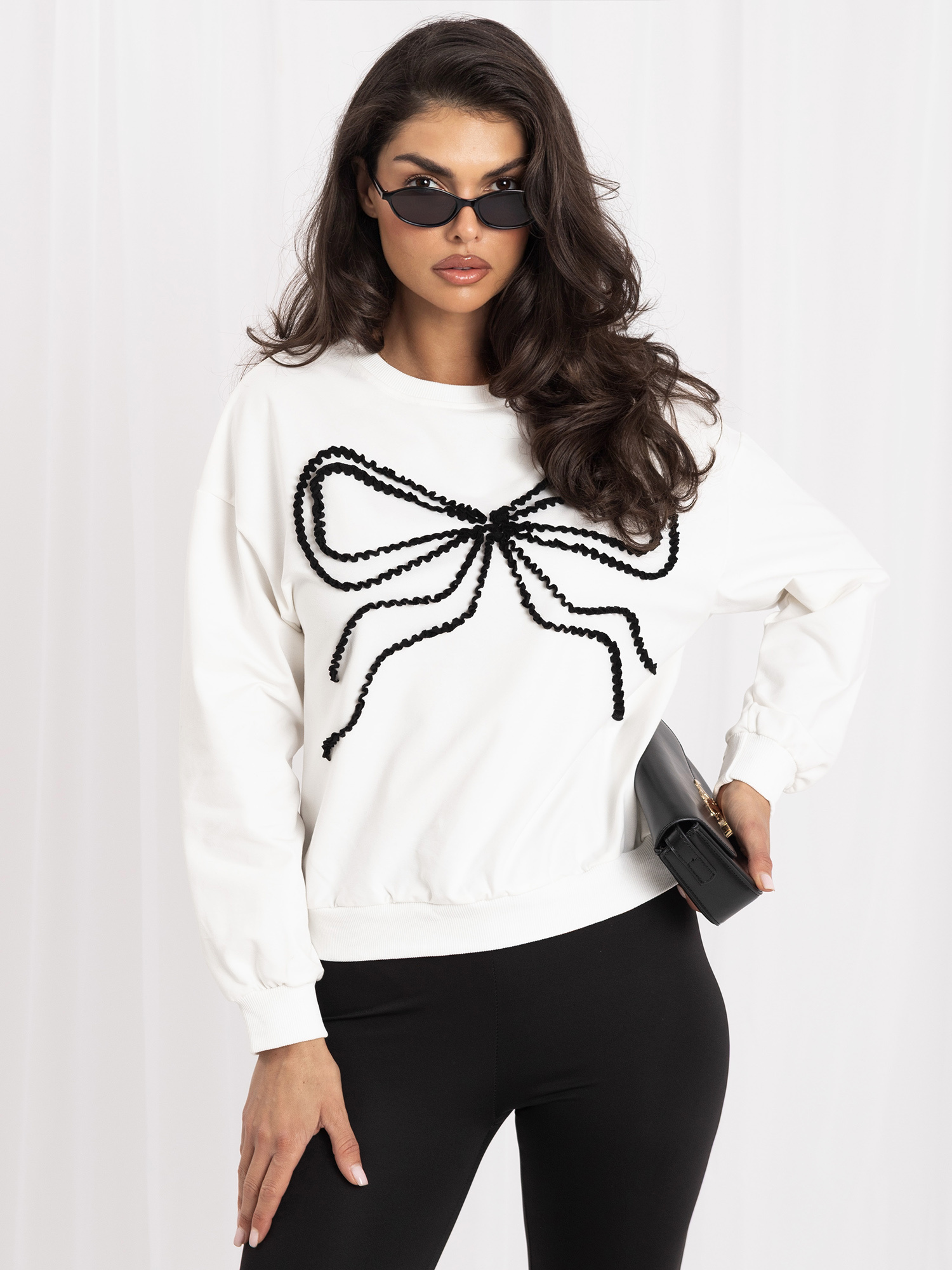 Ecru  elegancka bluza z dużą kokardą