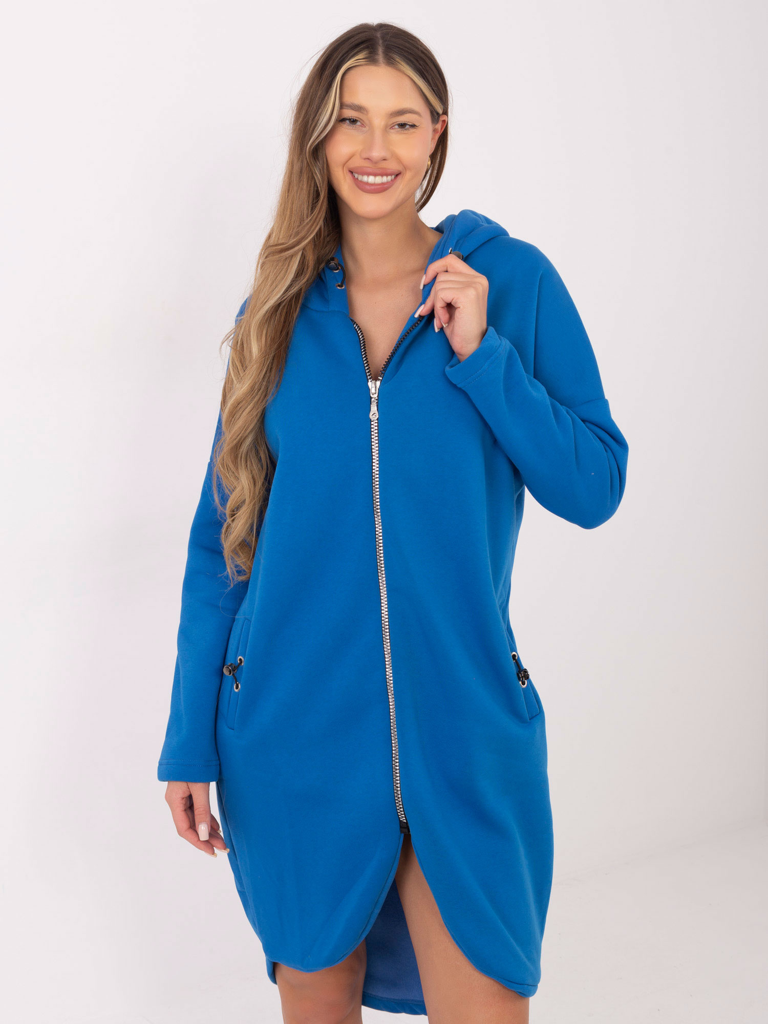 Ciemnoniebieska długa bluza basic z kapturem Tina RUE PARIS