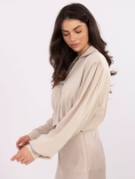 Beżowa wizytowa bluzka z broszką