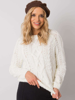 Brązowy beret z aplikacjami 