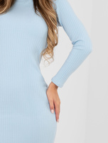 Pastelowa niebieska sukienka basic w szeroki prążek RUE PARIS