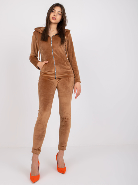 Jasnobrązowy komplet welurowy damski Ilaria