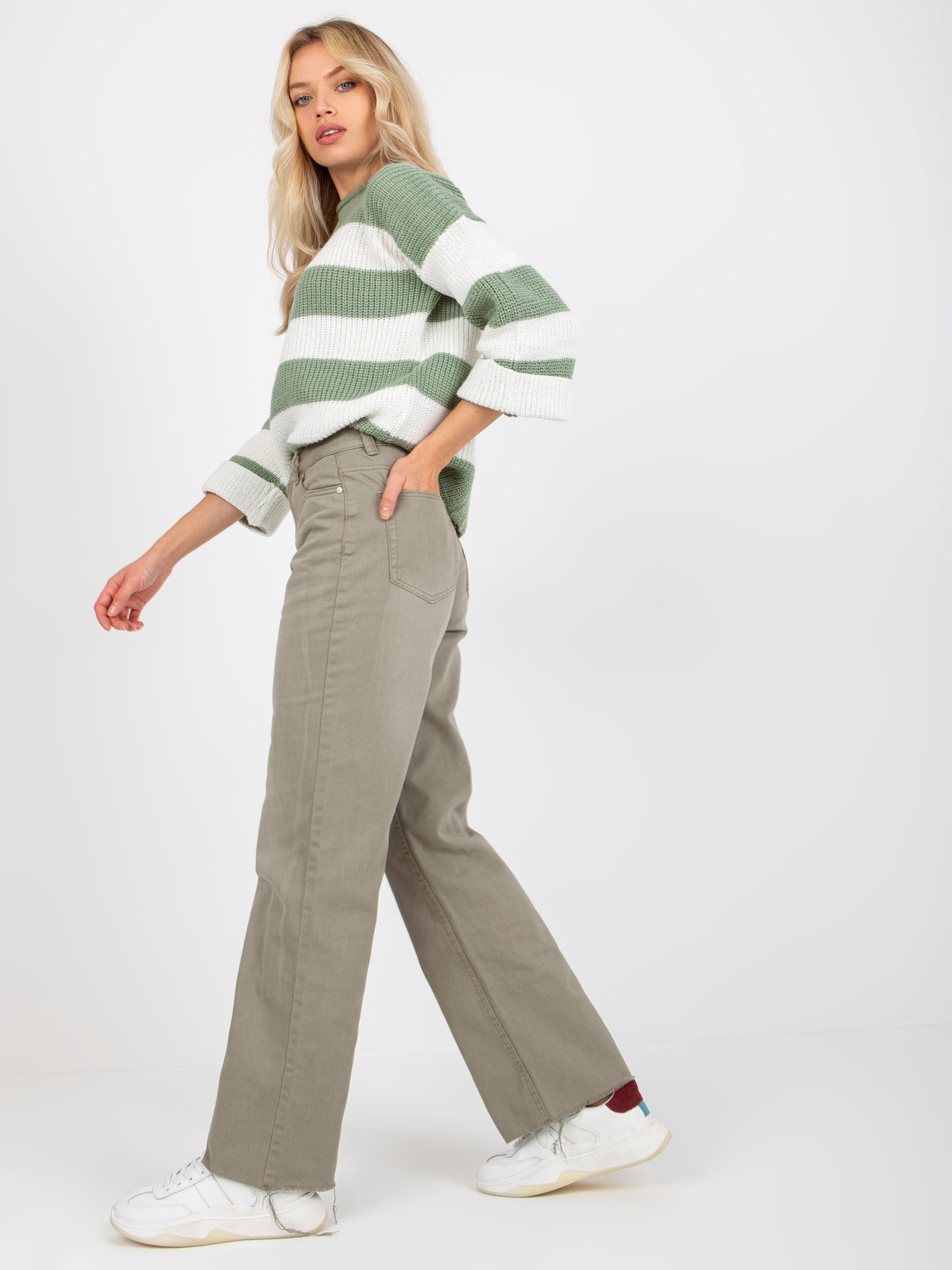 Khaki spodnie jeansowe z szeroką nogawką FRESH MADE