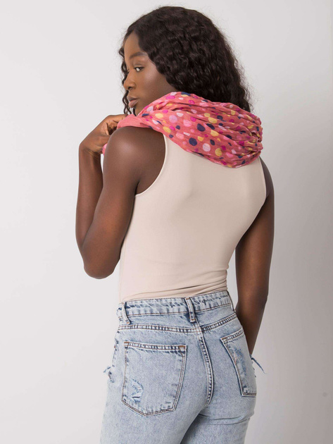 Brudnoróżowa chusta damska w grochy