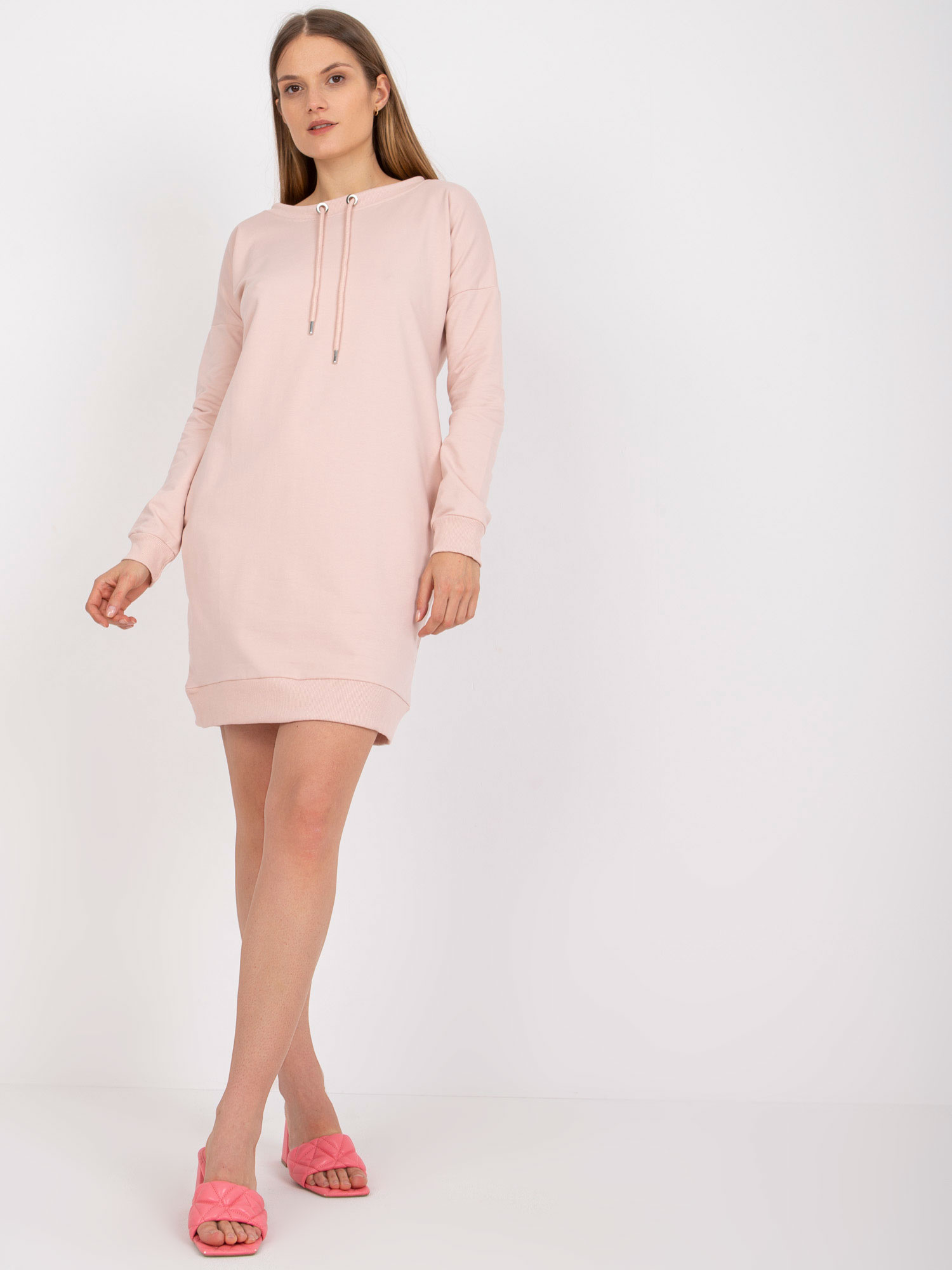Light pink basic sports dress without a hood.