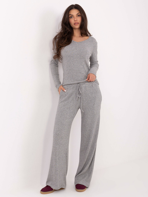 Szare dzianinowe spodnie w szeroki prążek