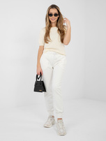 Jasnobeżowy sweter z domieszką wiskozy