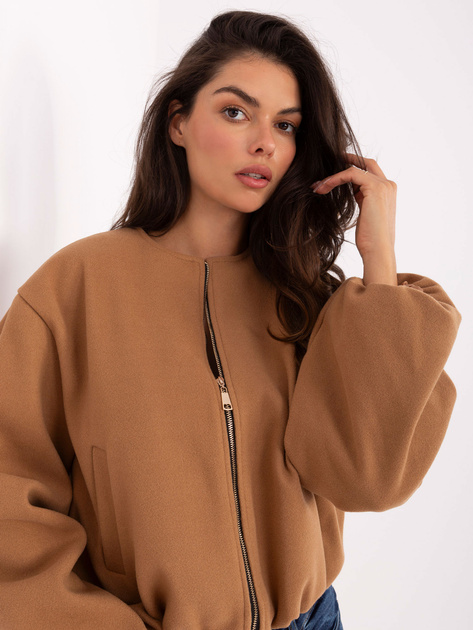 Camelowa krótka kurtka z suwakiem