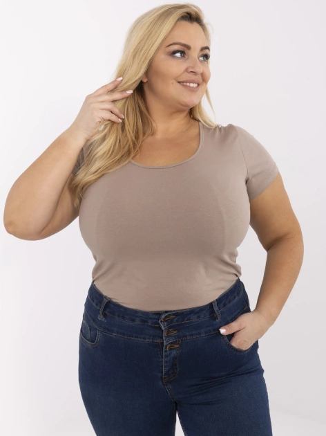 Ciemnobeżowy t-shirt plus size z okrągłym dekoltem
