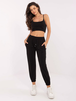 Czarny dresowy komplet z crop topem Mado