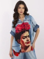 Niebieska rozpinana koszula damska z nadrukiem