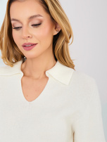 Ecru damski sweter oversize typu polo