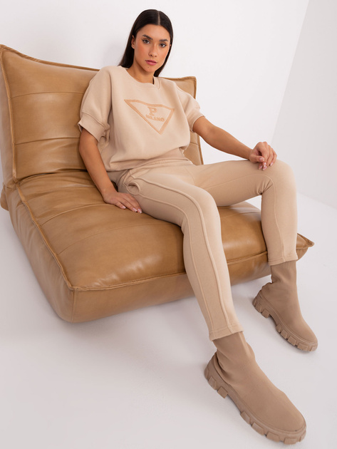 Hurtownia online Beżowy ocieplany komplet dresowy