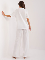 Hurt Biały casualowy komplet z bluzką i prostymi spodniami