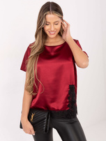 Bordowa satynowa bluzka z krótkim rękawem