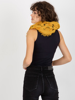 Hurtownia online Żółty damski szal z nadrukiem