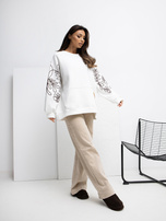 Ecru dresowa bluza z haftem na rękawach RUE PARIS 