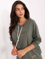 Khaki damska bluzka z haftowanym napisem