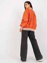 Hurtownia Pomarańczowa pikowana kurtka bomber z naszywką