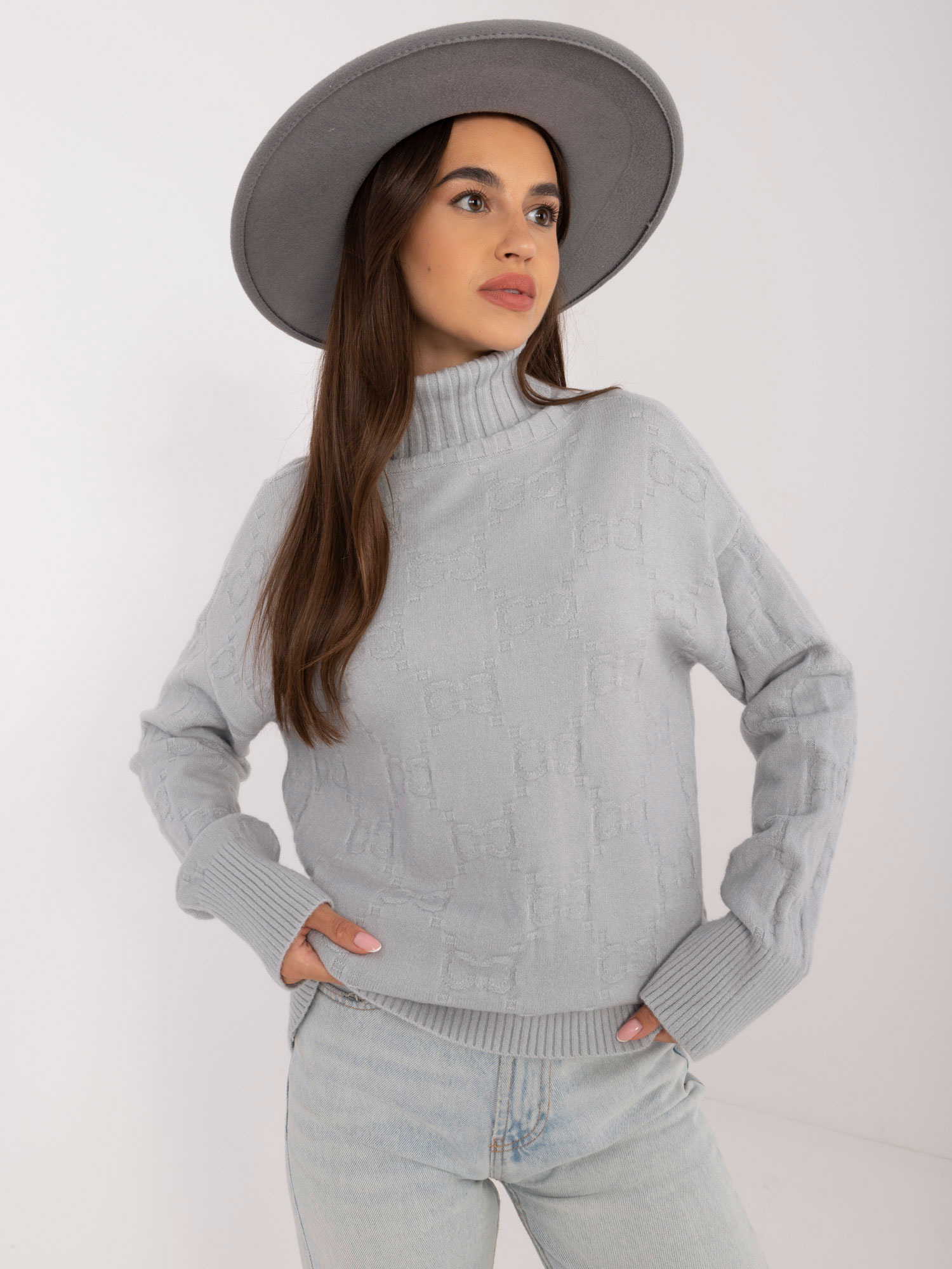 Sweter szary