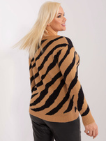 Hurt Camelowy damski sweter plus size z printem