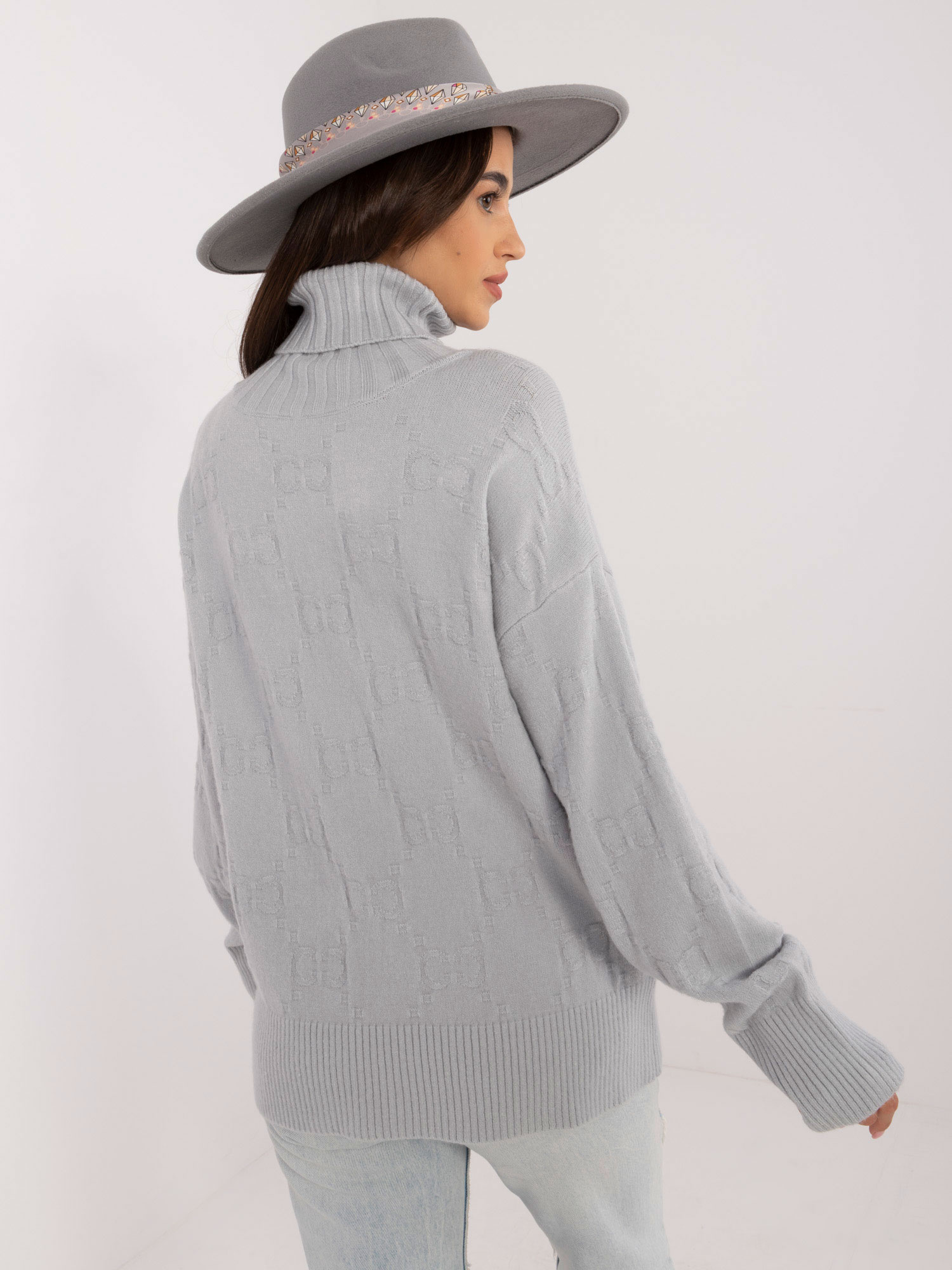 Sweter szary