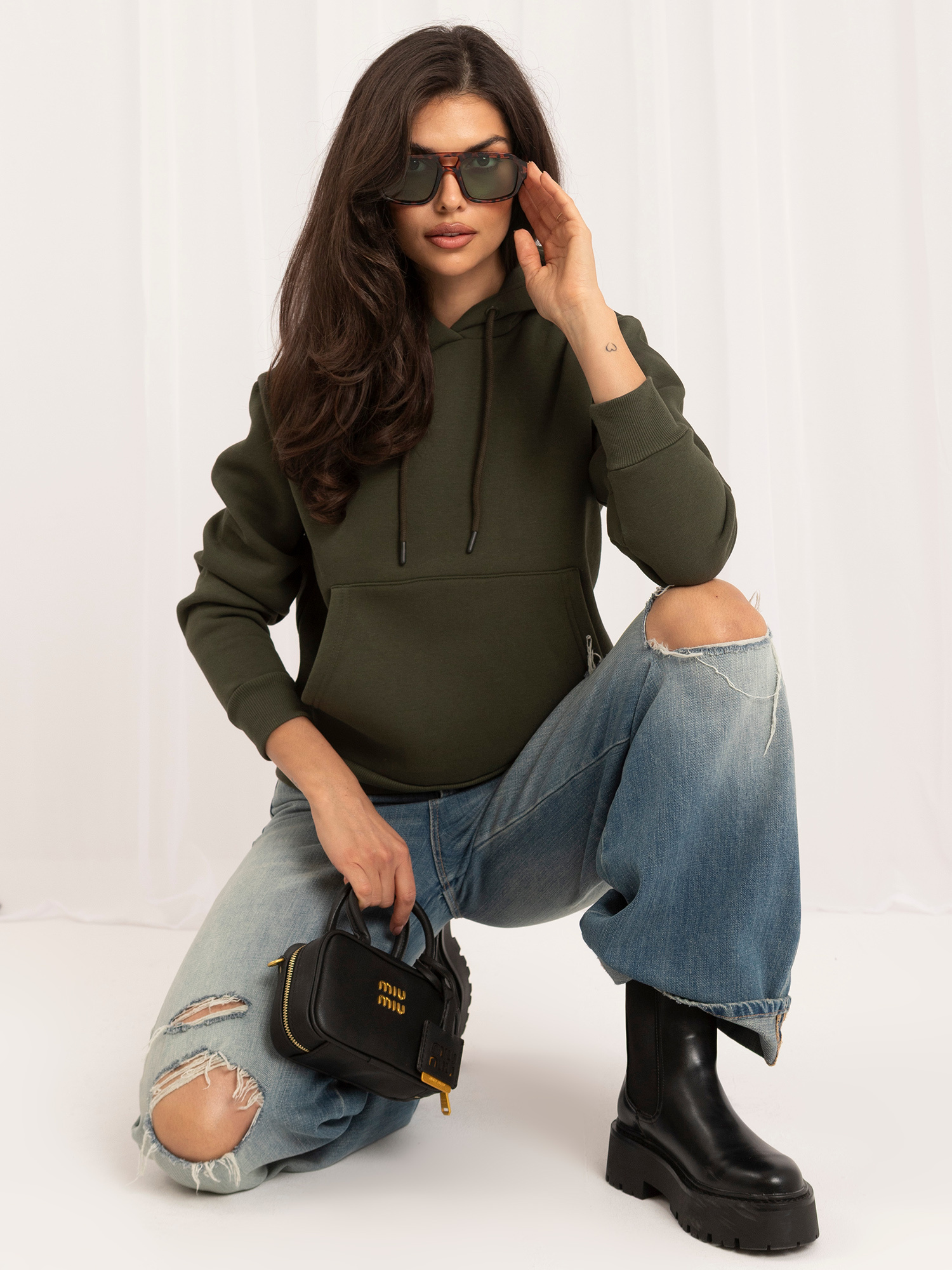 Hurt Khaki dresowa damska bluza basic kangurka RUE PARIS