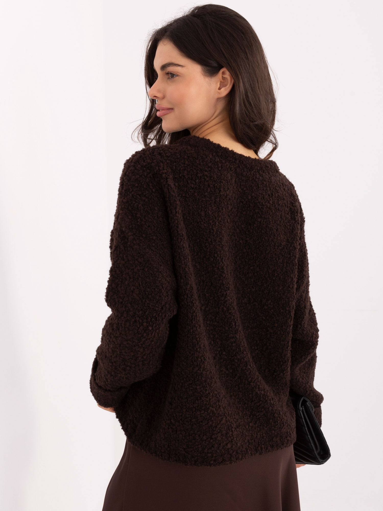 Sweter ciemny brązowy