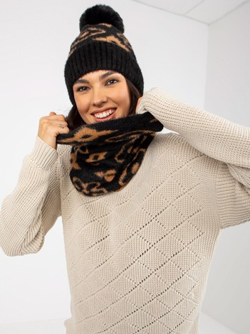 Hurtownia Czarno-camelowy zimowy komin we wzory