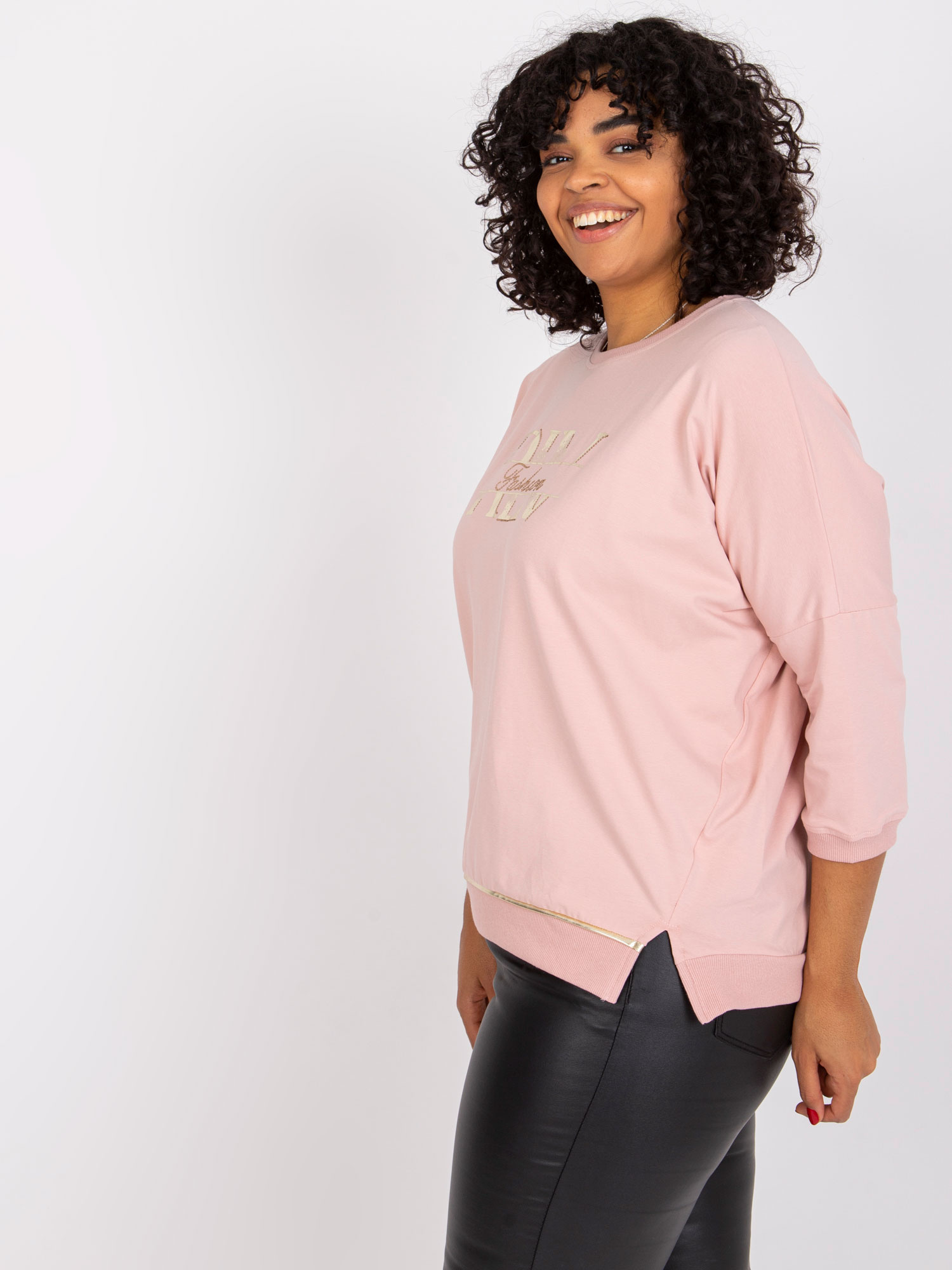 Brudnoróżowa bluzka plus size z nadrukiem Cordelia 
