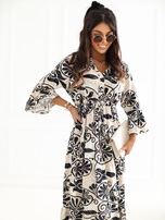 Czarna rozkloszowana sukienka z nadrukiem