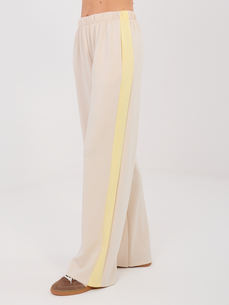 Jasnobeżowy dwuczęściowy komplet ze spodniami RUE PARIS